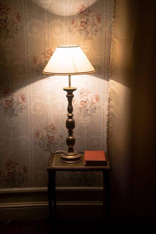 Tips for Choosing Comfortable Home Lighting to Brighten Your Space